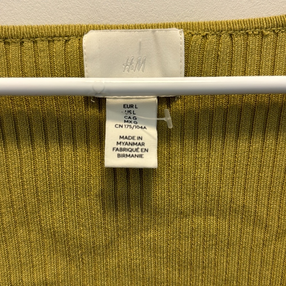 H&M | Cropped Cardigan - Picture 4 of 5